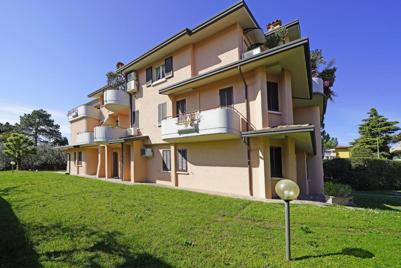 Apartamento Borgo Del Grillo P2-9 By Wonderful Italy Sirmione Exterior foto